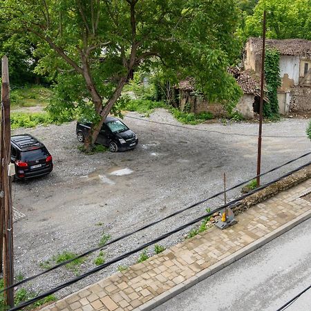 Ариа Hotell Veliko Tŭrnovo Eksteriør bilde