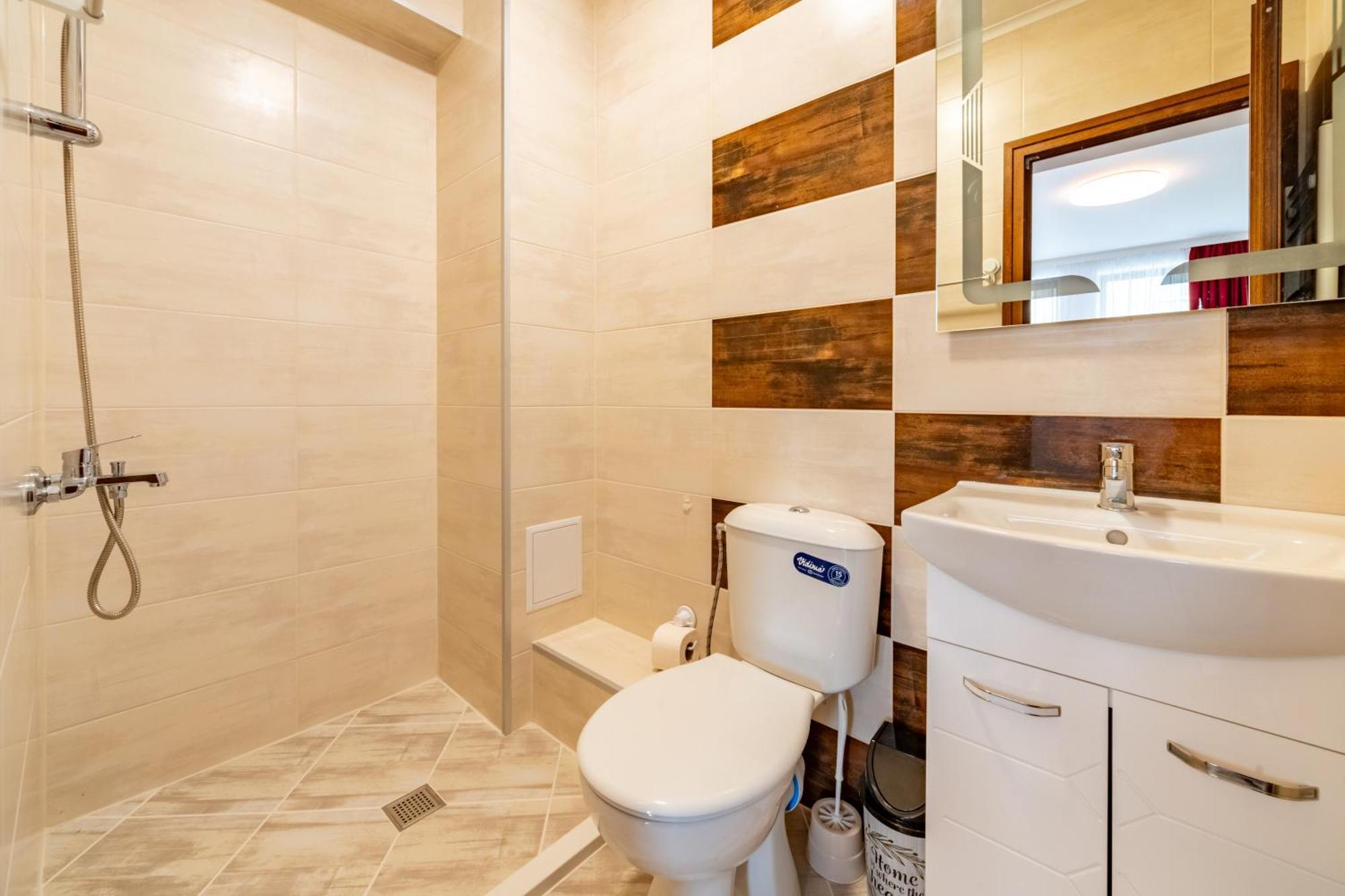 Ариа Hotell Veliko Tŭrnovo Eksteriør bilde