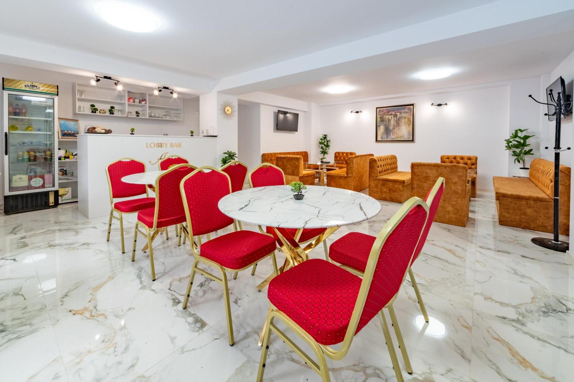 Ариа Hotell Veliko Tŭrnovo Eksteriør bilde